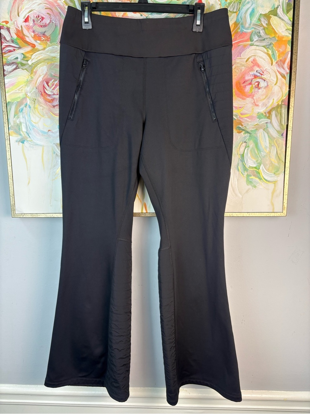 Athleta Peak Hybrid Fleece Pant Black Flare Leg Zip Pocket Size Large - Picture 2 of 10